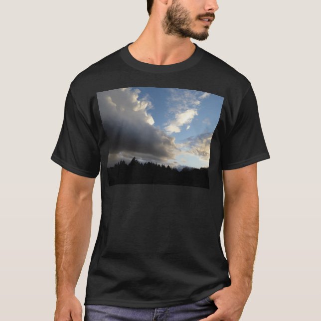 Camiseta Tempestade E Sol Brilham Luz E Escuro. (Frente)