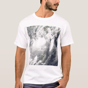 Camiseta Tempestade tropical Conson que aproxima Vietnam