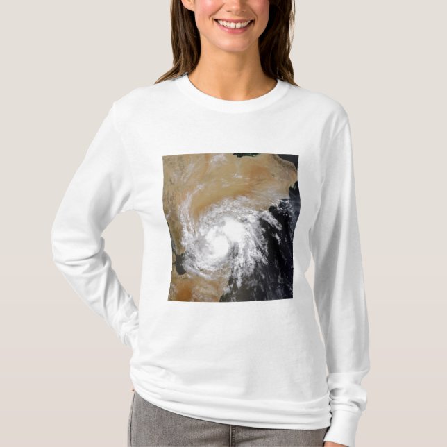 Camiseta Tempestade Tropical Três na Oce norte Indiana (Frente)