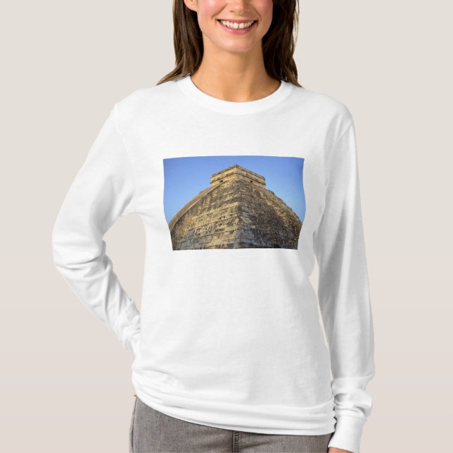 Camiseta Templo de Kukulcan ou Castelo de Castillo) em (Frente)