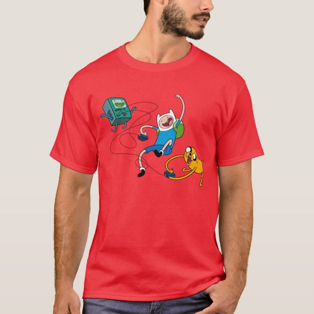 Camiseta Tempo de Aventura | Finn & Jake Play Com BMO (Frente)