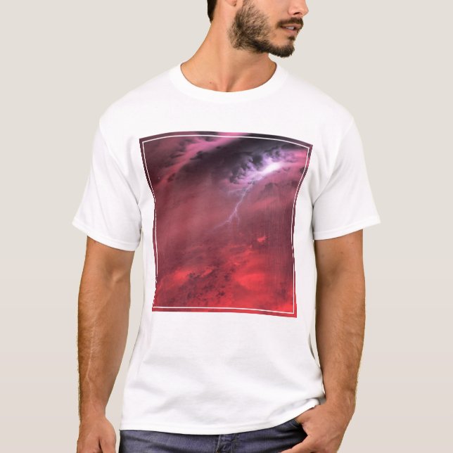 Camiseta Tempo Numa Estrela Anã Marrom. (Frente)