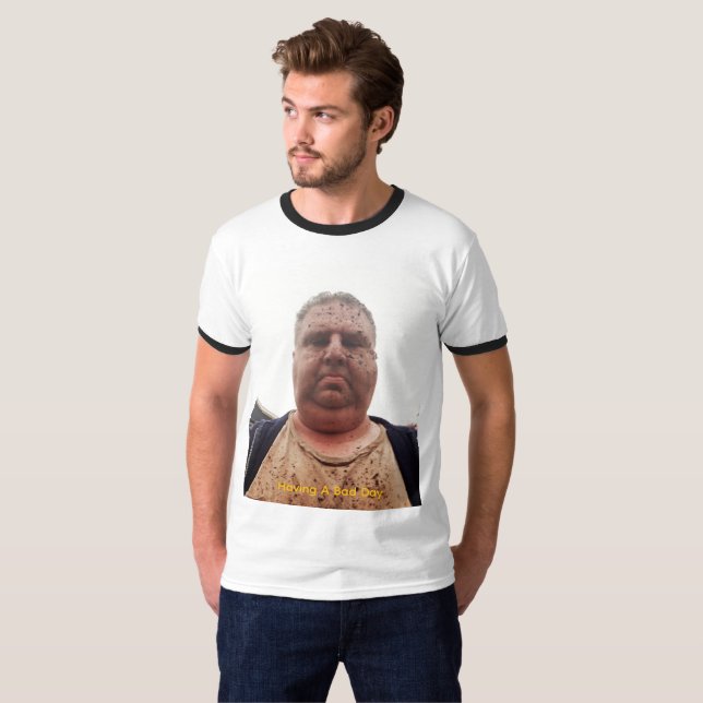 Camiseta Tendo um Dia Ruim (Frente Completa)