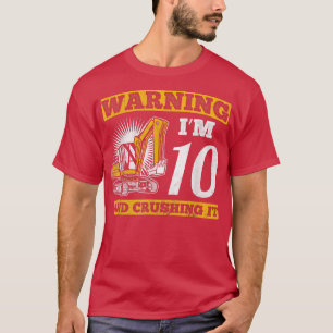 Camiseta Tenho 10 anos e esmago-o na construção de caminhõe