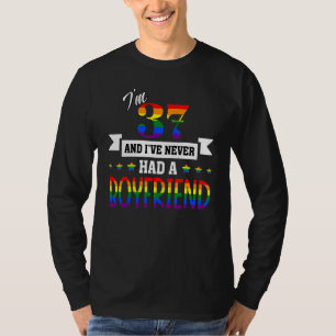 Camiseta Tenho 37 anos e nunca tive um Namorado Bissexual P