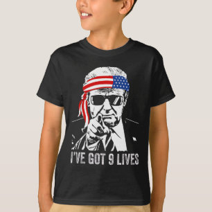 Camiseta Tenho 9 Vidas - Trump 2024 Engraçado