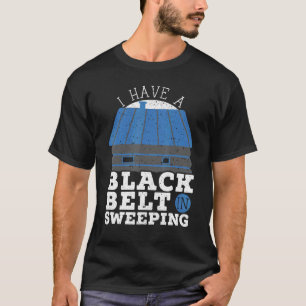 Camiseta Tenho Um Cinturão Negro Na Chaminé Lareira
