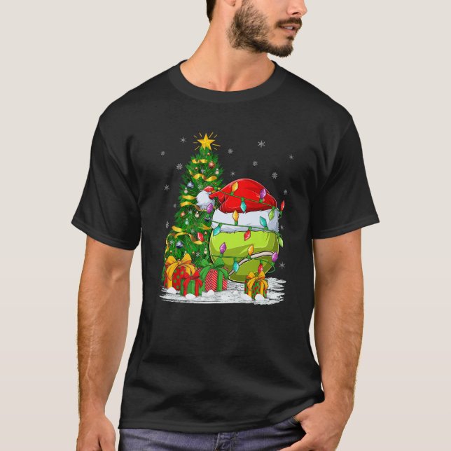Camiseta Tennis Sports Lover Matching Santa Hat Tennis Ball (Frente)
