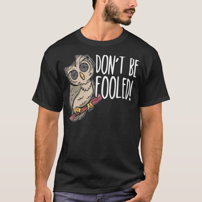 Camiseta Teoria da Conspiração de Pássaros do Drone (Frente)