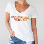 Camiseta Terapêutica Ocupacional Com Groovy<br><div class="desc">Celebre sua profissão com esta camiseta divertida e groovy com letras retrógradas.</div>