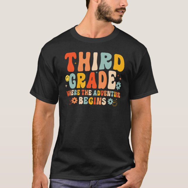 Camiseta Terceiro Grau Em Que A Aventura Começa A Sch (Frente)