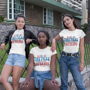 Camiseta Terra de Gratuito por causa da coragem