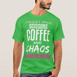 Camiseta Tesoura Mensageira Café E Caos Hairstylistlif
