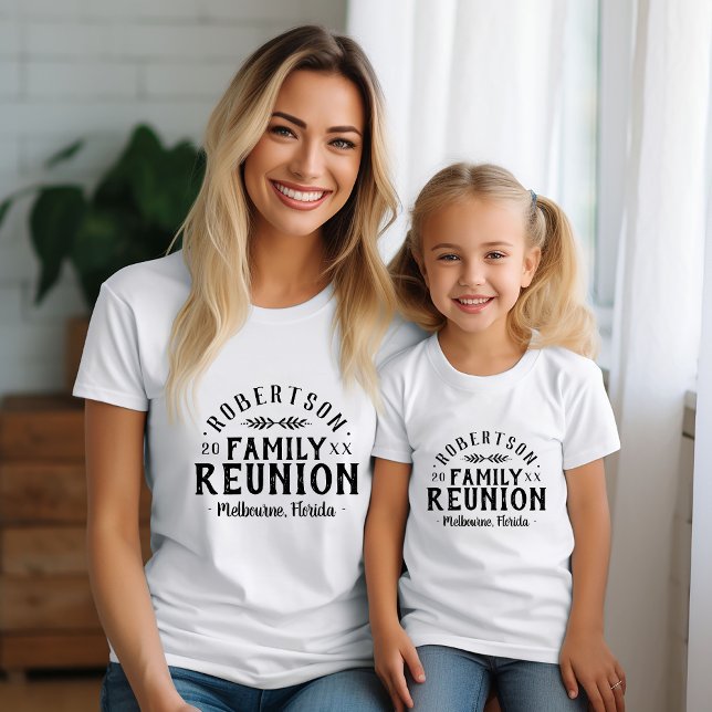 Camiseta Teto da Reunião Familiar Personalizada Moderna Rus (Criador carregado)