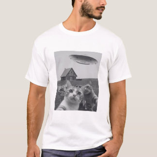 Camiseta Teto Gráfico de Gato Alienígena Engraçado