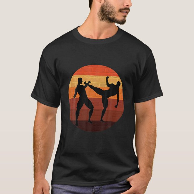 Camiseta Teto Preto De Arte Marcial Retroativa Em Estilo Vi (Frente)