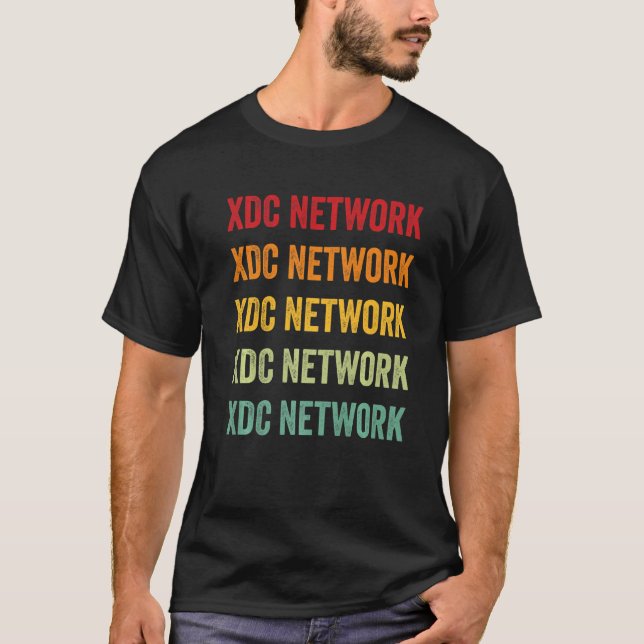 Camiseta Texto Arco-Íris Cripto De Rede Xdc (Frente)