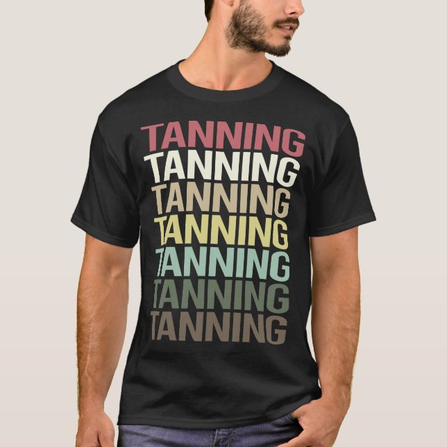 Camiseta Texto Colorido Bronzeado Banho de sol (Frente)