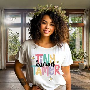 Camiseta Texto Colorido Pequeno Tamer Humano Cugado