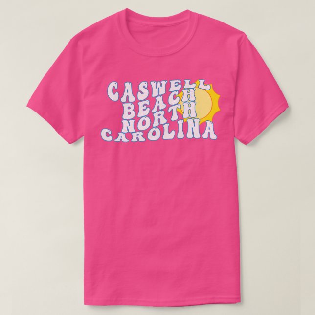 Camiseta Texto de Caswell Beach North olina Retro Wavy 1970 (Frente do Design)