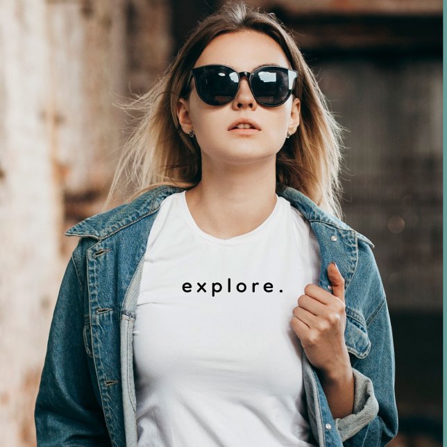 Camiseta Texto de Explicação Personalizado Moderno Preto (Modern custom text explore t-shirt.)