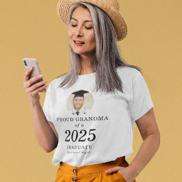 Camiseta Texto Negrito Foto Orgulhosa Vovó do Formando 2023