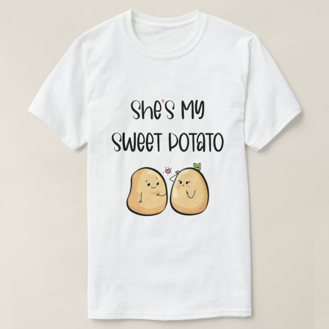 Camiseta Thanksgiving She's My Sweet Potato I Yam Couples T (Frente do Design)