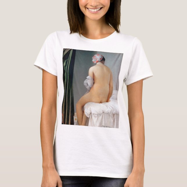 Camiseta The Excelente Bather (Mulher Assentada), Dominique (Frente)