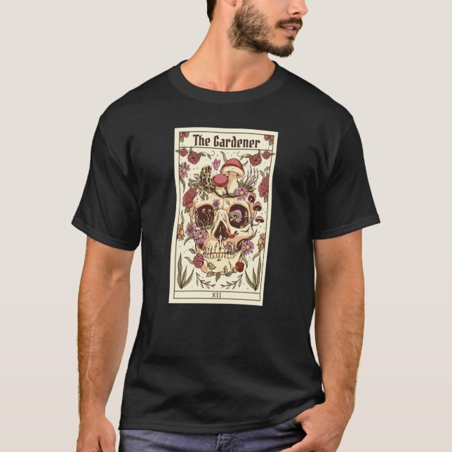 Camiseta The Gardener Tarot Card Plants Nature Outdoors (Frente)