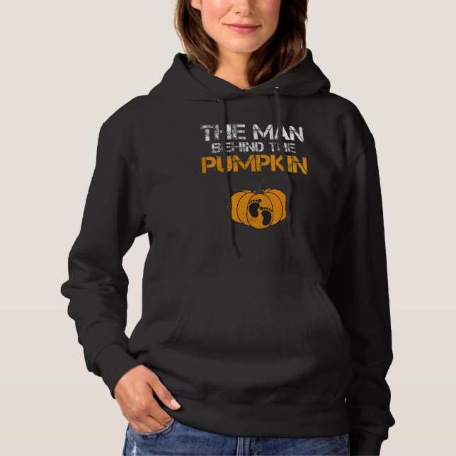 Camiseta The Man Behind The Pumpkin Dad Soon Halloween Preg (Frente)