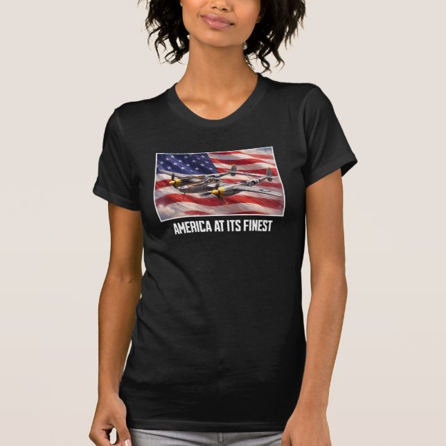 Camiseta The P-38 Lightning - America at its Finest (Frente)