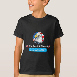 Camiseta The Patriot Thread Living A Completely Different R