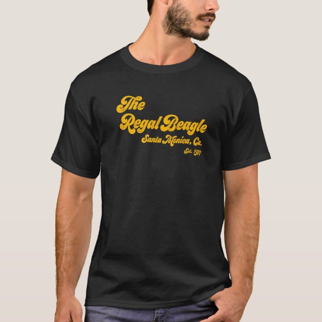 Camiseta The Regal Beagle Company Sitcom 70s e 80s (Frente)