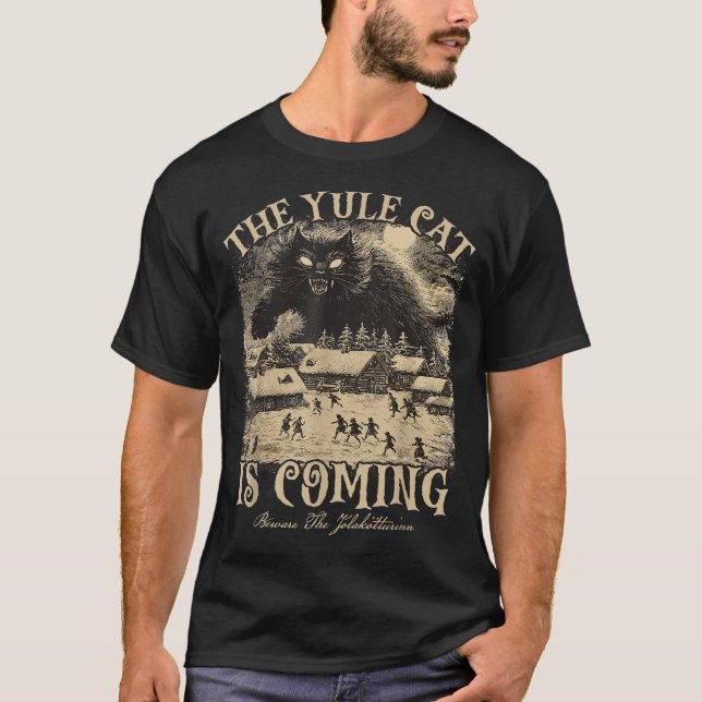 Camiseta The Yule Cat Is Coming Icelandic Christmas Cat Mom (Frente)
