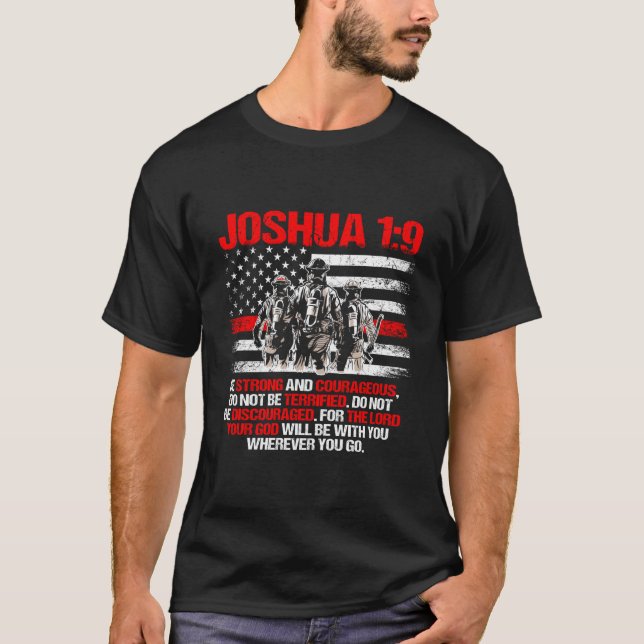 Camiseta Thin Red Line Firefighter Bible Verse Joshua 19 (Frente)