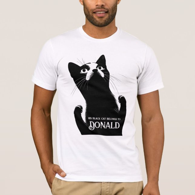 Camiseta This Black Cat Belongs to [Name] – Personalized (Frente)