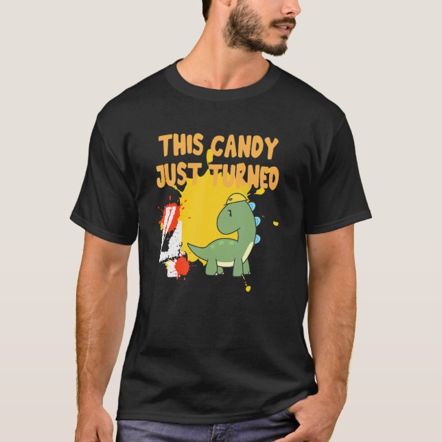 Camiseta This Candy Just Turned 4 Apparel (Frente)