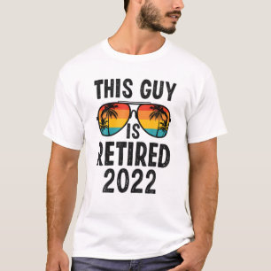 Camiseta This Guy Is Retired 2022 Sunset Retirement