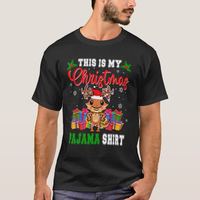 Camiseta This Is Christmas Pajama Santa Reindeer Bearded Dr (Frente)