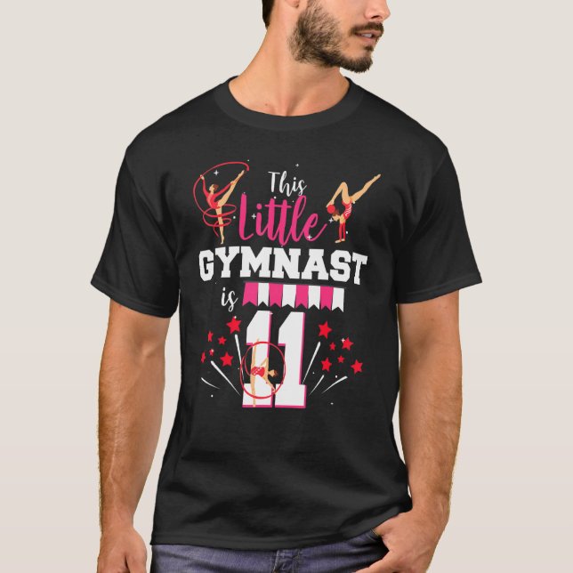 Camiseta This Little Gymnast Is 11 Year Old Birthday Gymnas (Frente)