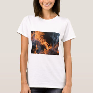 Camiseta "Threads Blaze: Ignite seu Estilo"