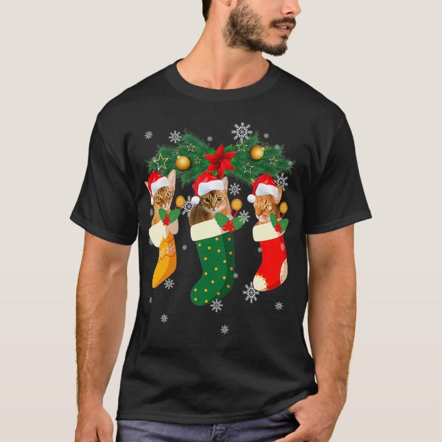 Camiseta Three Abyssinian Cat In Sock Funny Christmas Cat A (Frente)