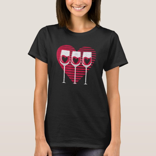 Camiseta Three Glasses Wine  Heart  Couples Valentine's Day (Frente)