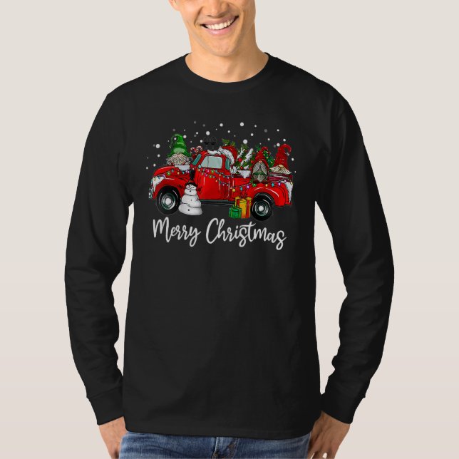 Camiseta Three Gnomes in Red Truck With Merry Christmas Tre (Frente)