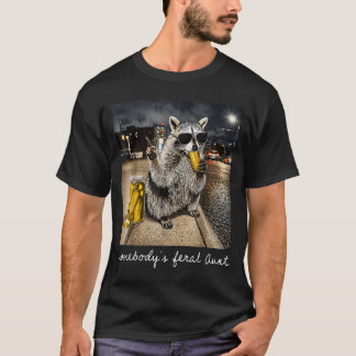 Camiseta Tia Feral de Alguém Rato Lindo Comendo Picles