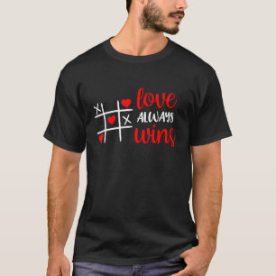 Camiseta Tic Tac Toe Game Love Sempre Ganha Corações Verm