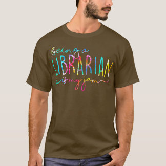 Camiseta Tie Dye sendo um Bibliotecário é o meu livro de le