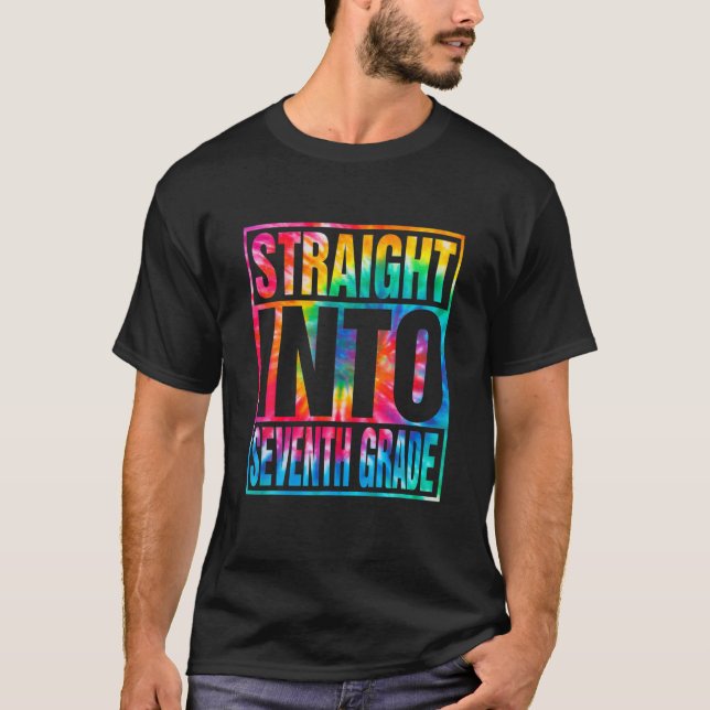 Camiseta Tie Dye Straight Into Seventh Grade Back To School (Frente)