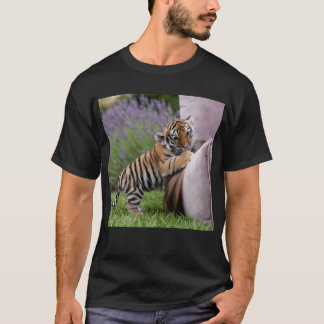 Camiseta Tiger Cub Sofa Sobe Tee