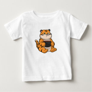 Camiseta Tigre comendo com a bola
